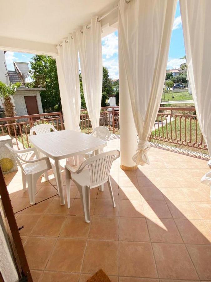 Villa Ortensie Apartments Funtana Ngoại thất bức ảnh